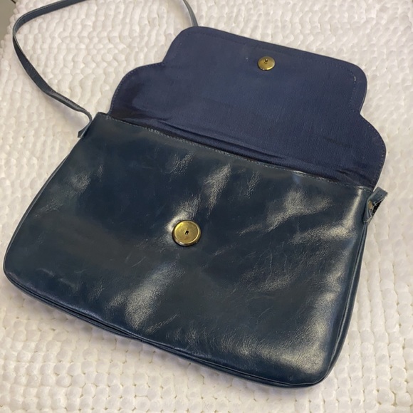 Vintage Blue Leather Purse - Picture 6 of 11